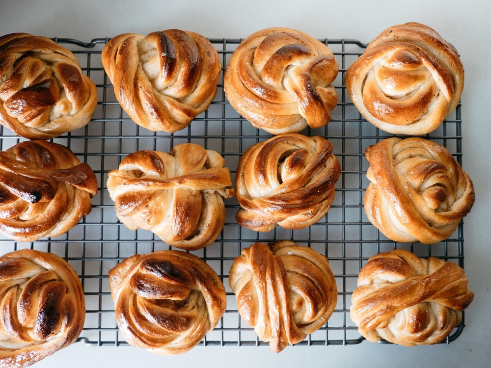 Cardamom Bun Tray Bake At Home Swell Bakery